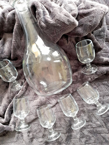 Glaskaraffe mit 6 - mit,